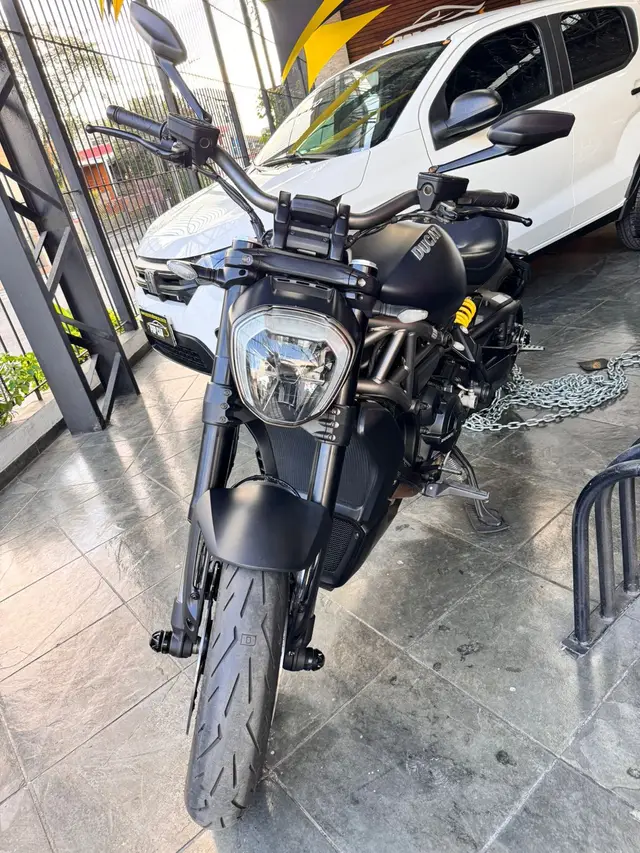 Carro Ducati Diavel 2017 X 1262