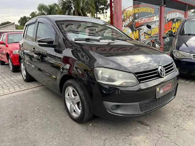 Carro Volkswagen Fox 2012 1.0 8V (Flex)