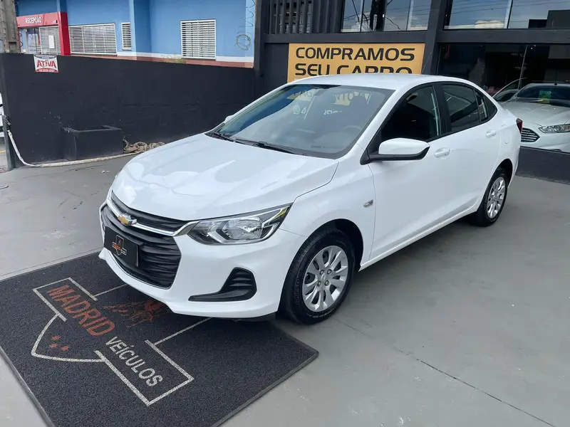 Chevrolet Onix Plus 1.0 LT (Flex)