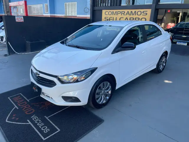 Carro Chevrolet Joy Plus 2021 Plus 1.0 8V Black Edition (Flex)