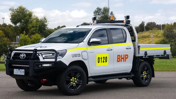 Dois anos após ser apresentada, a Toyota Hilux elétrica será usada em minas australianas por um ano