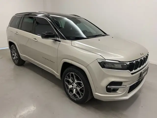 Carro Jeep Commander 2022 Overland T270 Flex (Aut)