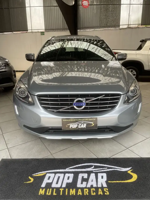 Carro Volvo XC60 2017 2.0 T5 Momentum