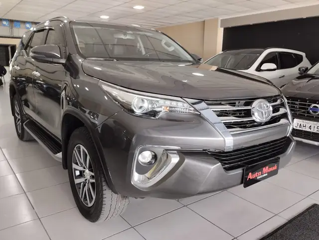 Carro Toyota SW4 2020 2.8 TDI SRX 7L 4x4 (Aut) (Diesel)