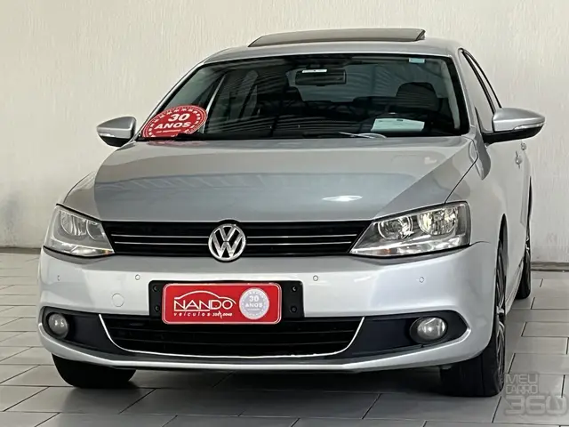 Carro Volkswagen Jetta 2012 2.0 TSI Highline DSG