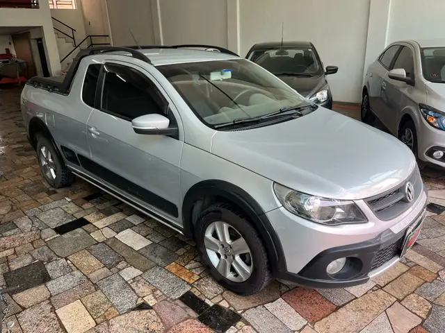 Carro Volkswagen Saveiro 2013 Cross 1.6 (Flex) (cab. estendida)