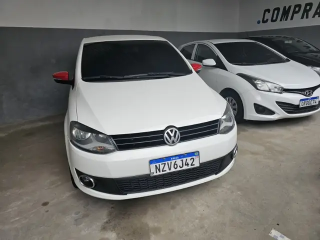 Carro Volkswagen Fox 2013 1.0 VHT (Flex) 4p