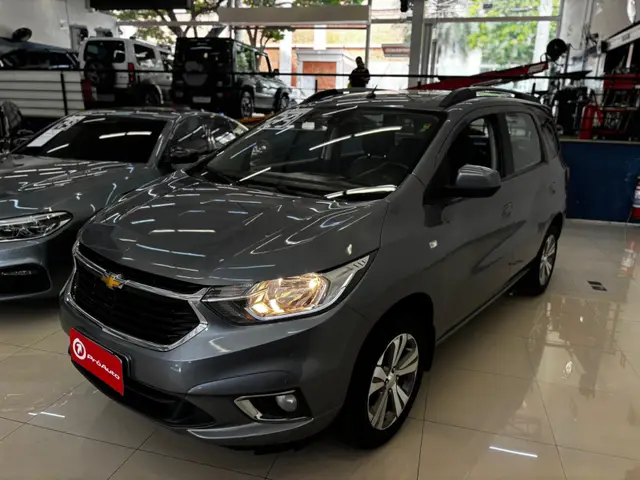 Carro Chevrolet Spin 2023 Premier 1.8 (Aut.)