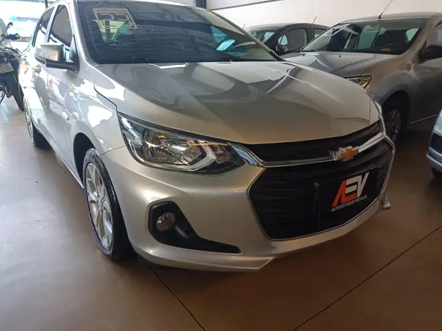 Carro Chevrolet Onix Plus 2023 LTZ 1.0 Turbo