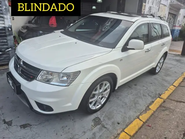 Carro Dodge Journey 2015 RT 3.6 V6