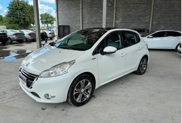 Carro Peugeot 208 2015 Allure 1.5 8V (Flex)