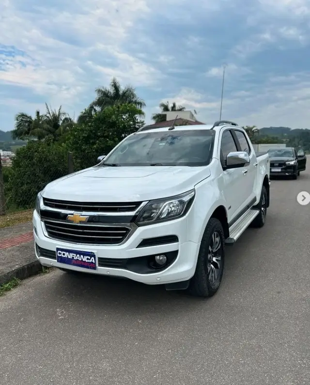 Carro Chevrolet S10 Cabine Dupla 2019 S10 2.8 CTDI LT 4WD (Cabine Dupla) (Aut)