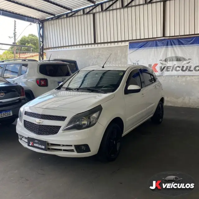 Carro Chevrolet Agile 2013 LTZ 1.4 8V (Flex)