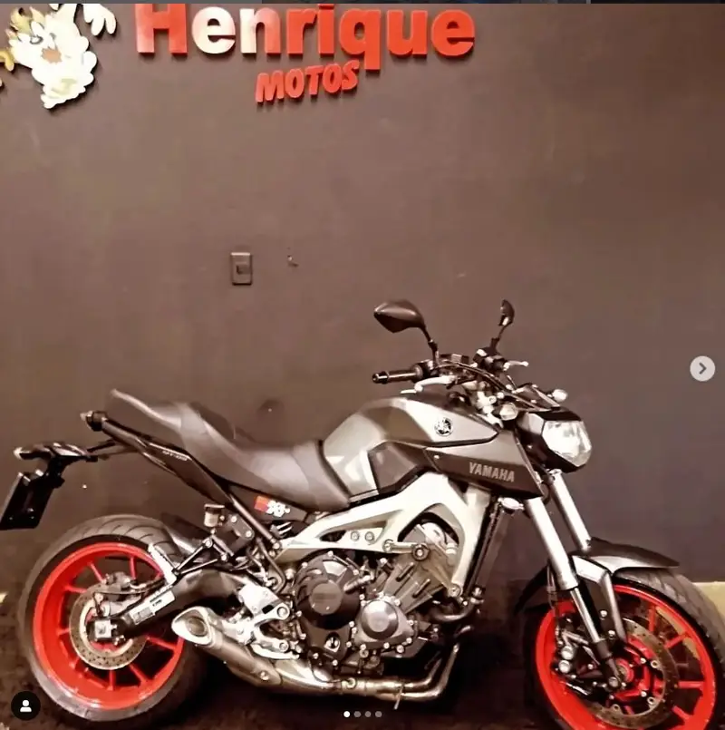Yamaha MT-09 MT 09