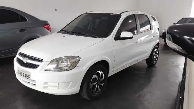 Carro Chevrolet Celta 2014 LT 1.0 (Flex)