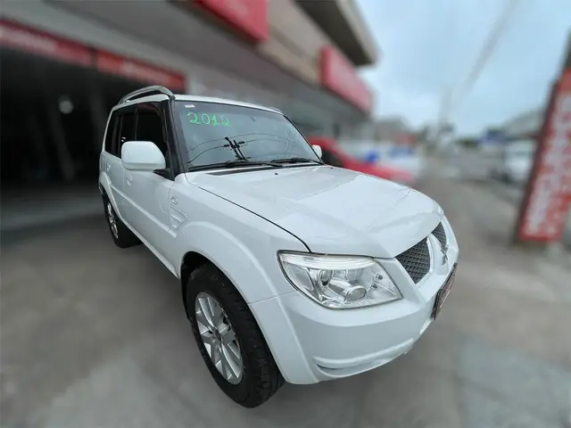 Carro Mitsubishi Pajero TR4 2012 2.0 16V 4x2 (Flex)