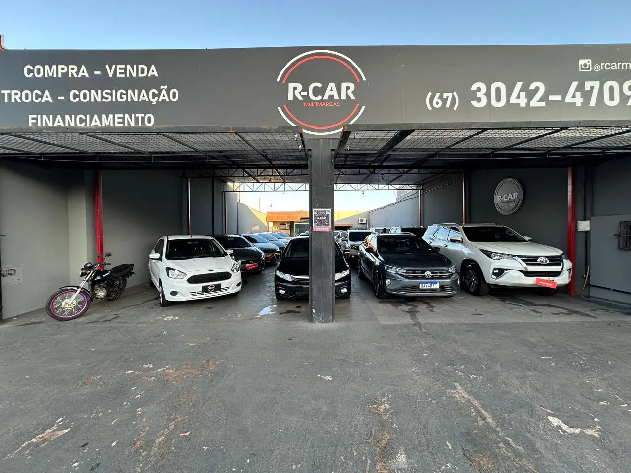 Fachada da loja R - CAR MULTIMARCAS - Campo Grande - MS