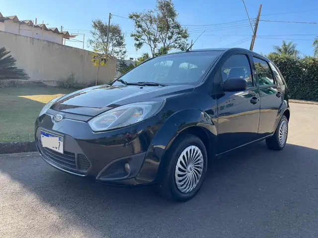 Carro Ford Fiesta Hatch 2013 SE Rocam 1.6 (Flex)