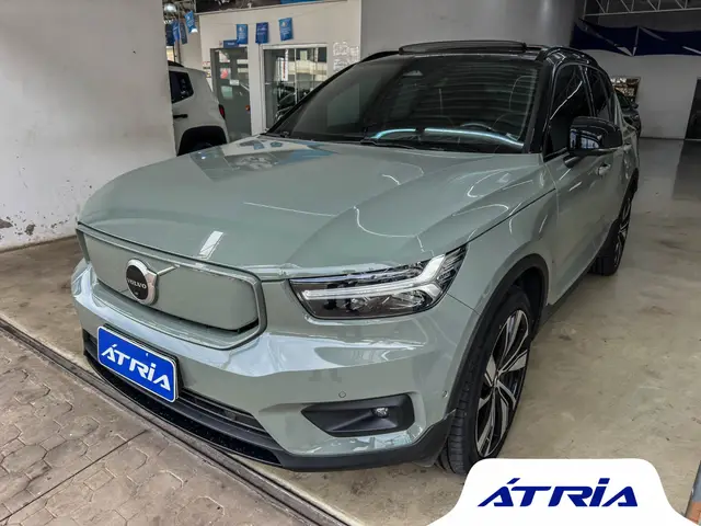 Carro Volvo XC40 2022 Pure (Elétrico)