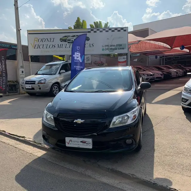 Carro Chevrolet Onix 2018 1.0 Joy SPE/4