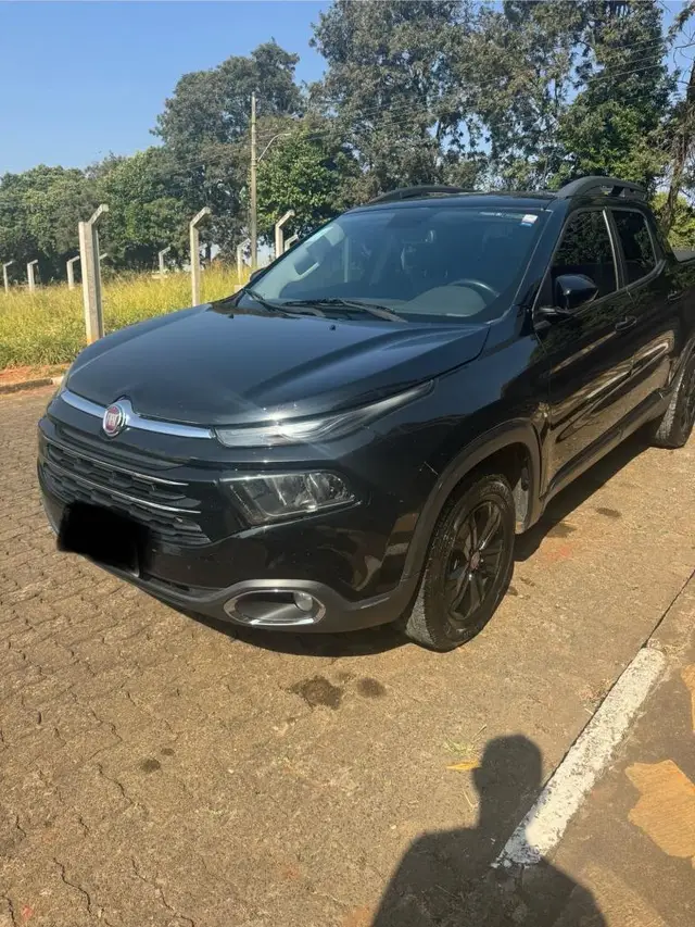 Carro Fiat Toro 2018 Freedom Road 1.8 16V Flex Aut.