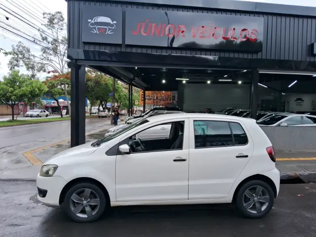 Carro Volkswagen Fox 2010 1.0 8V (Flex) 2p