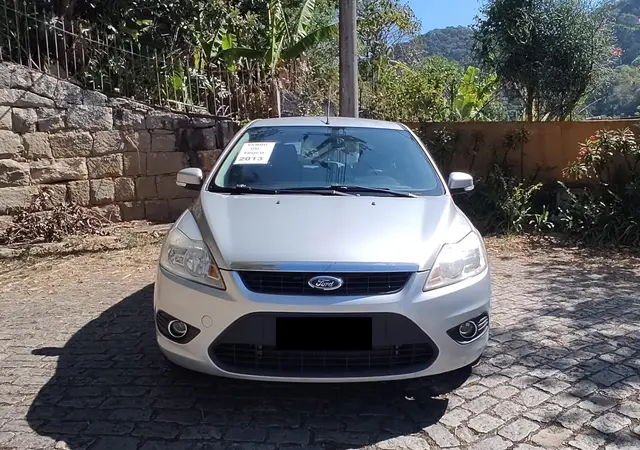 Carro Ford Focus Hatch 2013 GLX 1.6 16V (Flex)