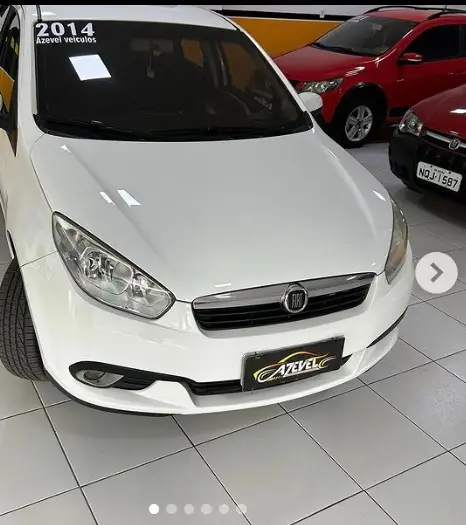Carro Fiat Grand Siena 2014 Evo Attractive 1.4 8V (Flex)