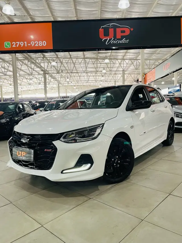 Carro Chevrolet Onix 2022 RS 1.0 Turbo