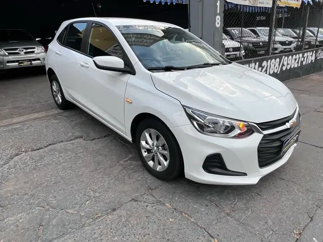 Carro Chevrolet Onix 2023 LT 1.0