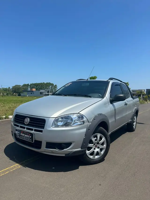 Carro Fiat Strada 2013 Working 1.4 (Flex) (Cabine Dupla)