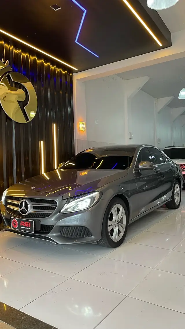 Carro Mercedes-Benz Classe C 2017 C 180 Exclusive FlexFuel
