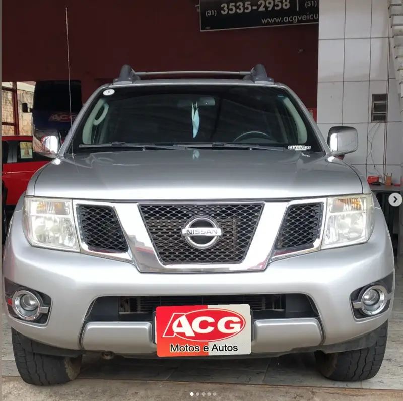 Nissan Frontier 2.5 TD CD 4x4 SL (Aut)
