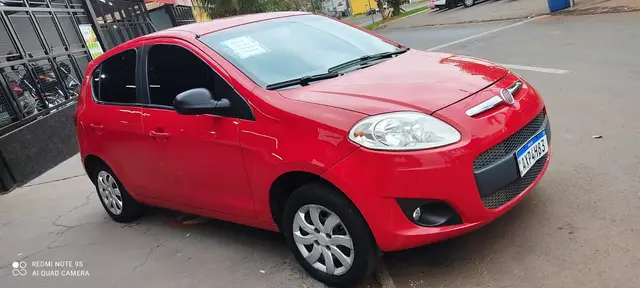 Carro Fiat Palio 2014 Attractive 1.0 8V (Flex)