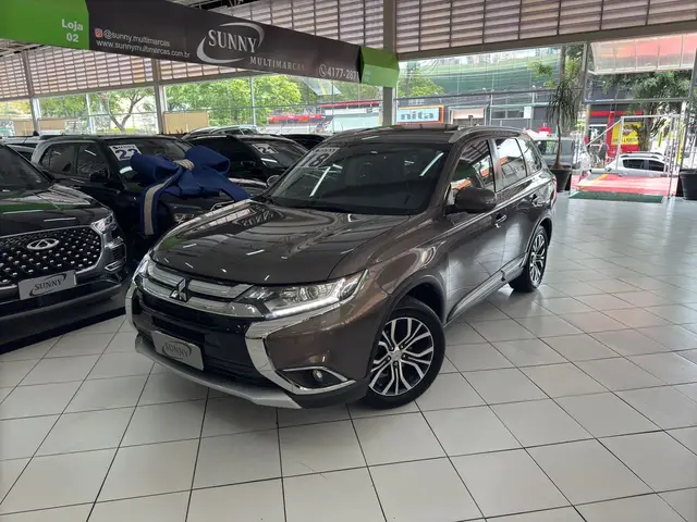 Carro Mitsubishi Outlander 2018 2.0 16V CVT