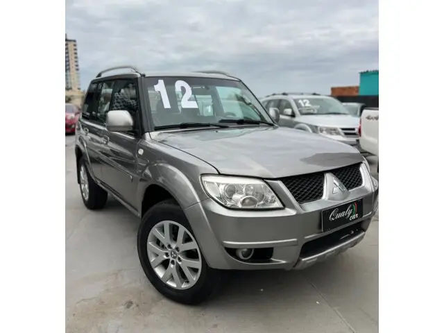 Carro Mitsubishi Pajero TR4 2012 2.0 16V 4x2 (Flex) (Aut)