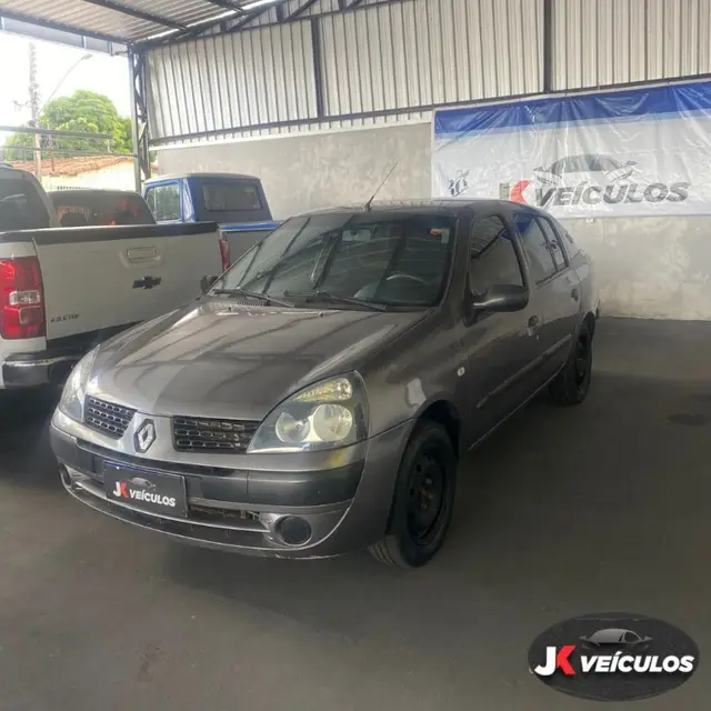 Carro Renault Clio Sedan 2006 Expression 1.6 16V (flex)