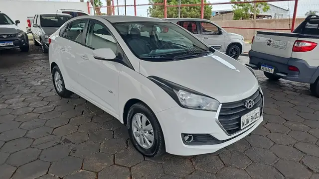 Carro Hyundai HB20S 2014 1.6 Comfort Style (Aut) (Flex)