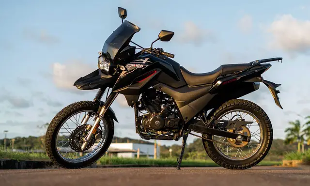 Moto Shineray SHI 175 2025 CBS