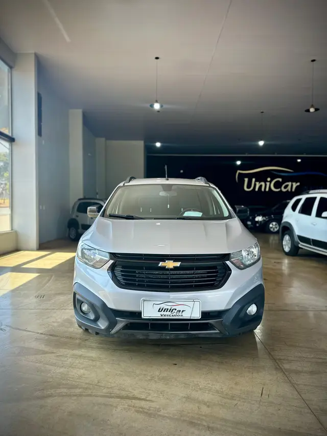Carro Chevrolet Spin 2020 Activ 7S 1.8 (Flex) (Aut)