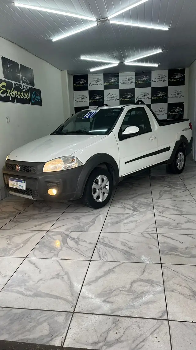Carro Fiat Strada 2020 1.4 CS Freedom