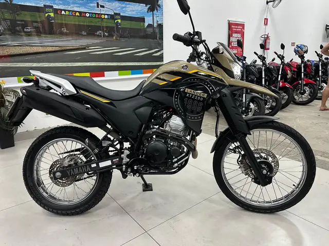 Moto Yamaha XTZ 250 Lander 2023 ABS