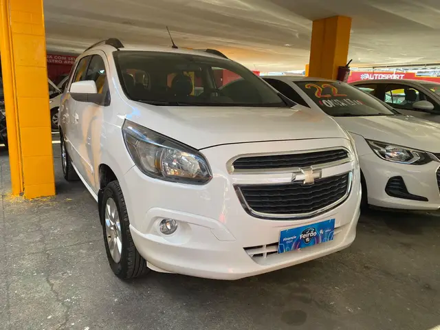 Carro Chevrolet Spin 2016 LTZ 7S 1.8 (Flex) (Aut)