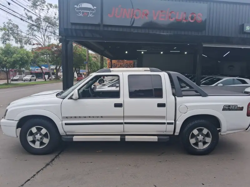 Chevrolet S10 Cabine Dupla S10 Executive 4x4 2.8 Turbo Electronic (Cab Dupla)
