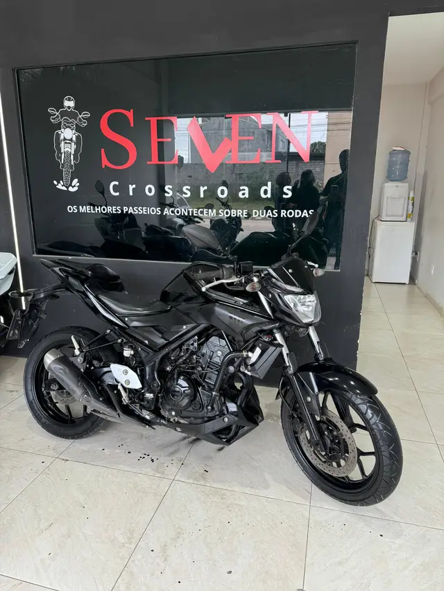 Carro Yamaha MT-03 2018 ABS