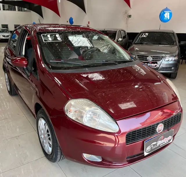Carro Fiat Punto 2011 Essence 1.8 16V Dualogic (Flex)