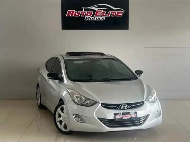 Carro Hyundai Elantra 2013 Sedan 1.8 GLS (aut)