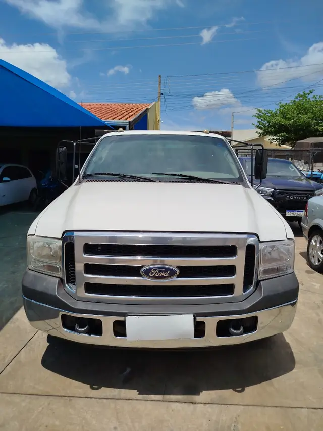 Carro Ford F-350 2011 F350 (Cabine Simples)