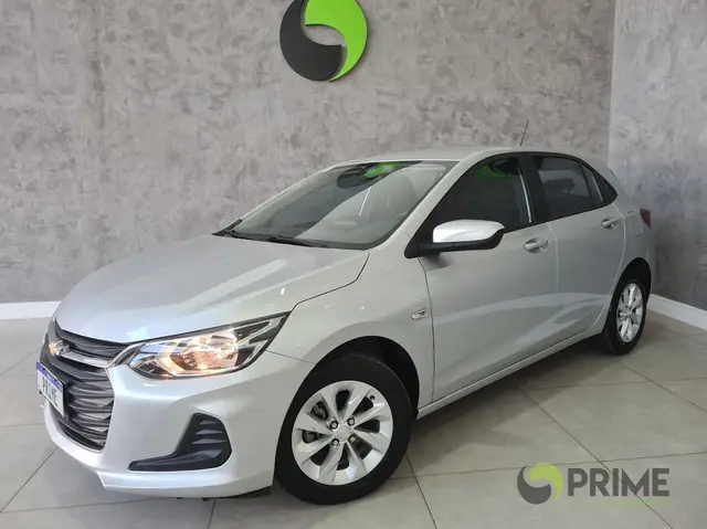 Carro Chevrolet Onix 2022 LT 1.0