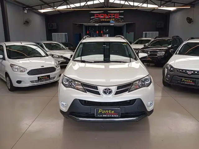 Carro Toyota RAV4 2014 2.0 4x4